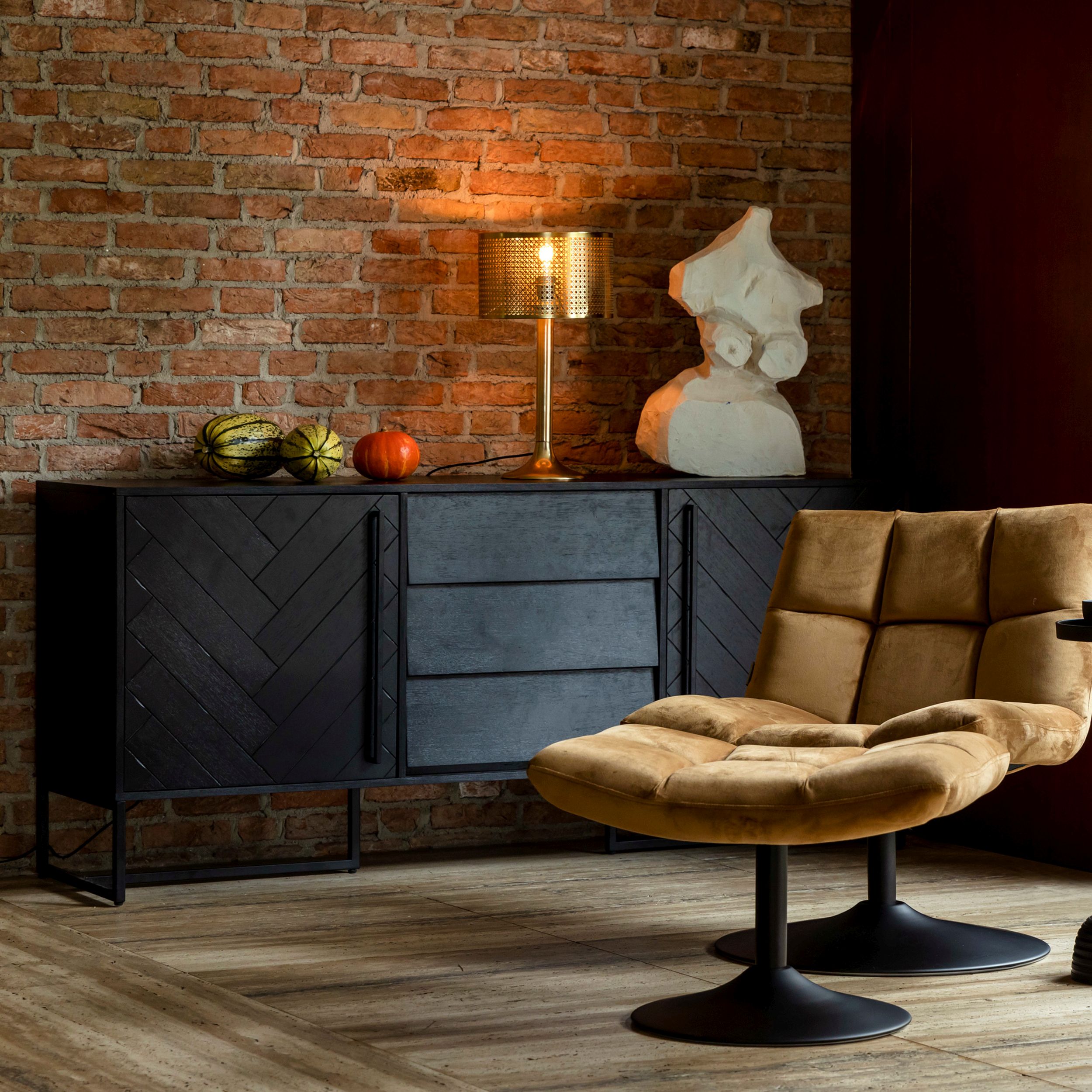 Sideboard Class