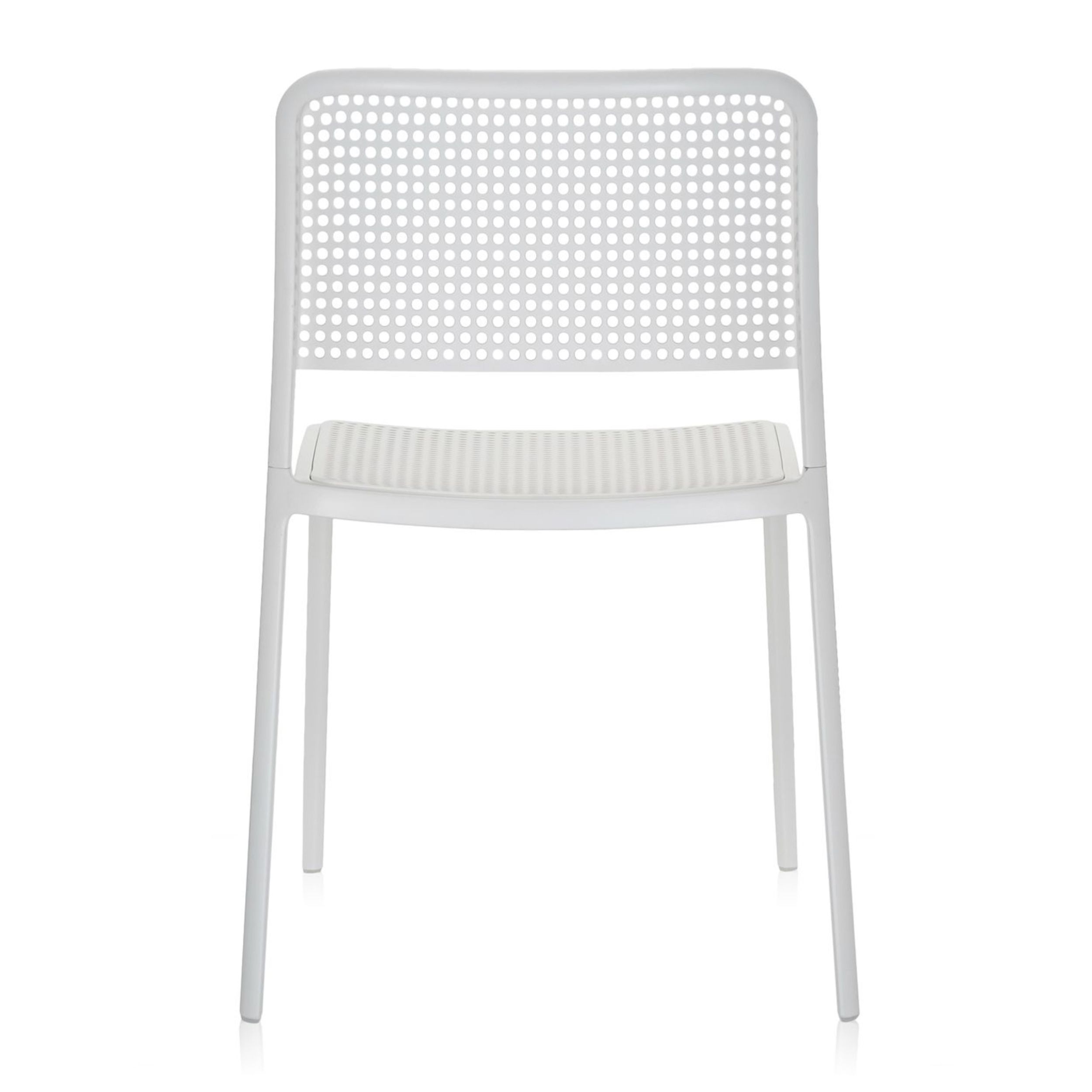 Gartenstuhl Audrey von Kartell in weiß als Freisteller von hinten.