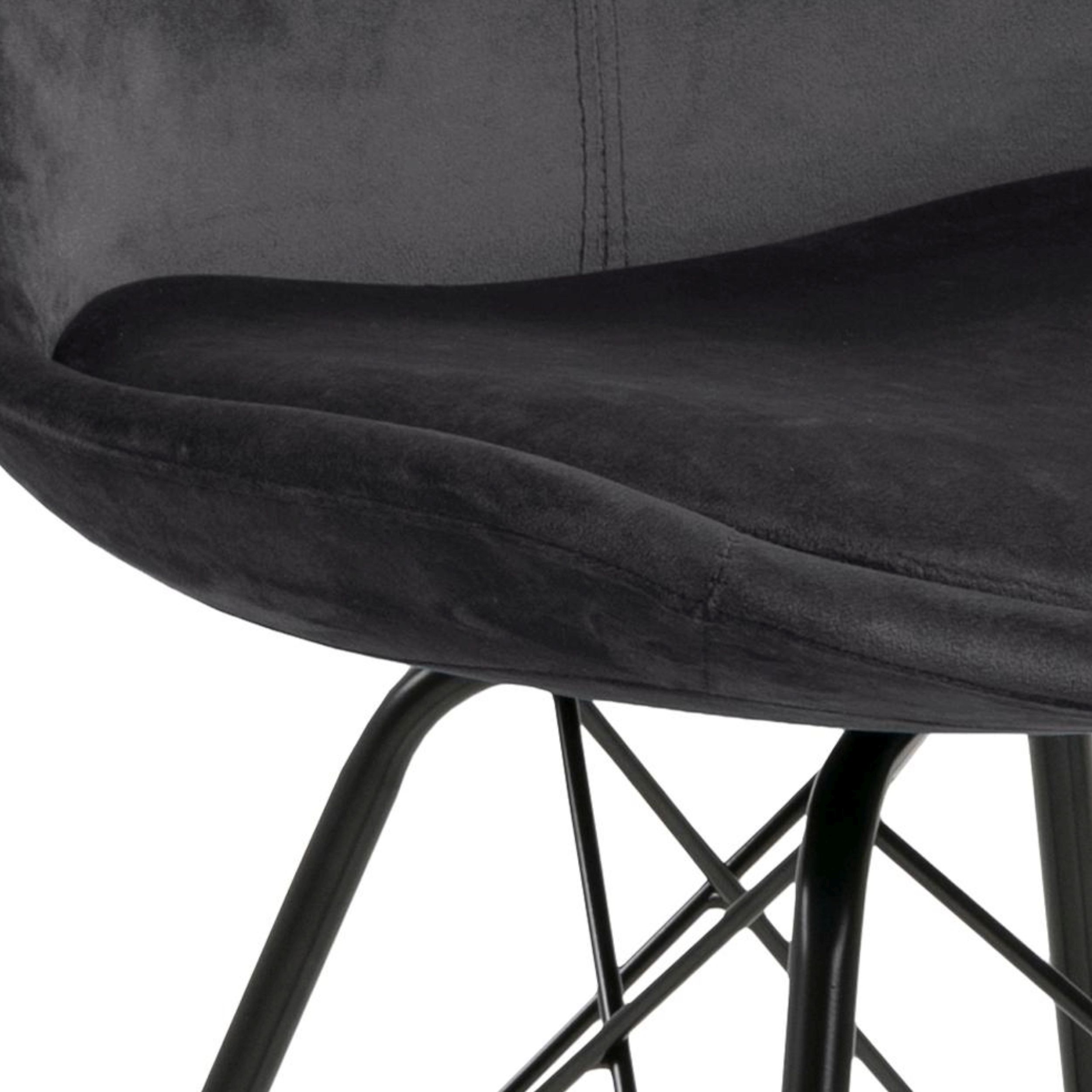 Schalenstuhl Arissi in grau. Detailbild der Sitzschale