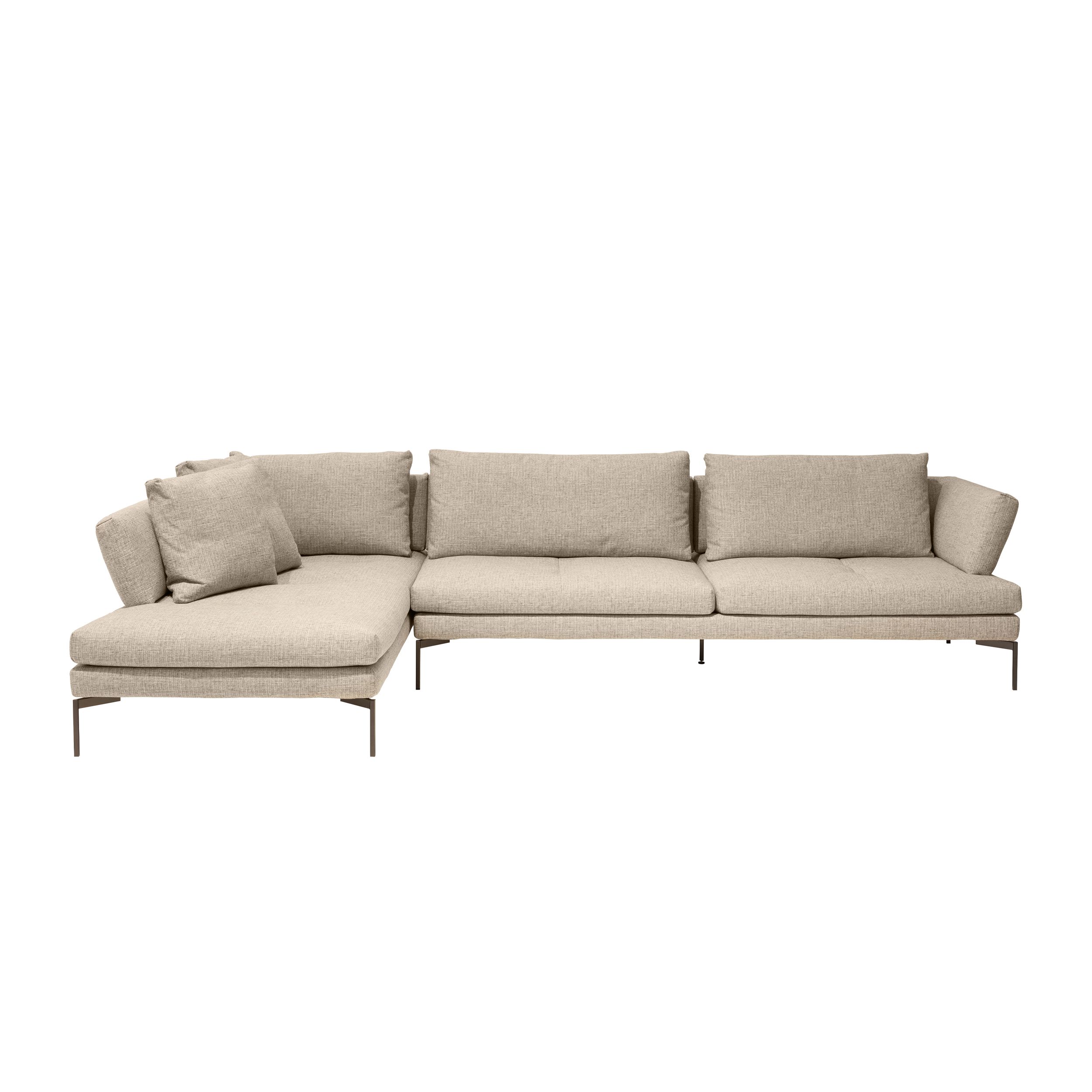 Sofa Aliante von Bonaldo als Freisteller in Beige frontal