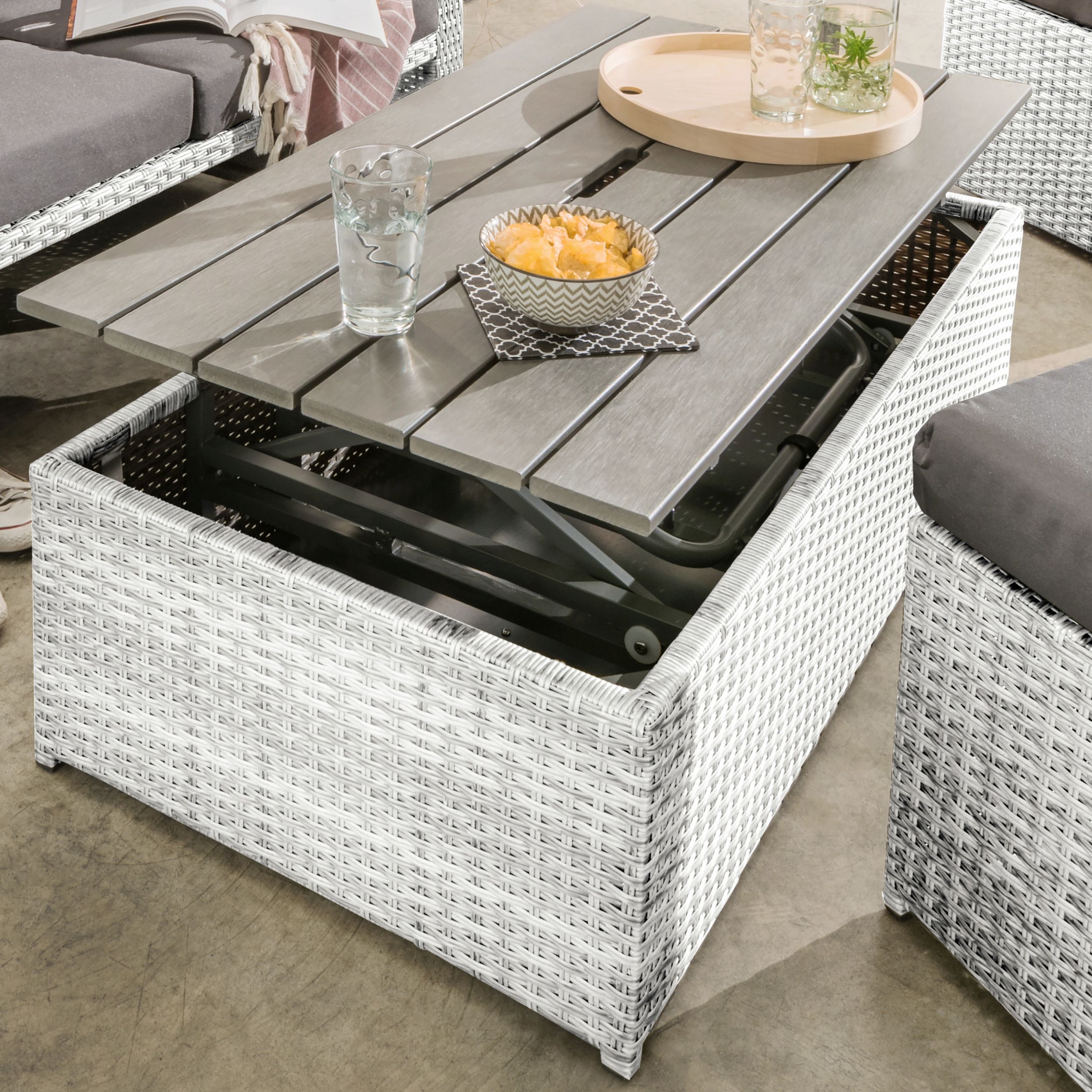 Lounge Dersey Detail Tisch