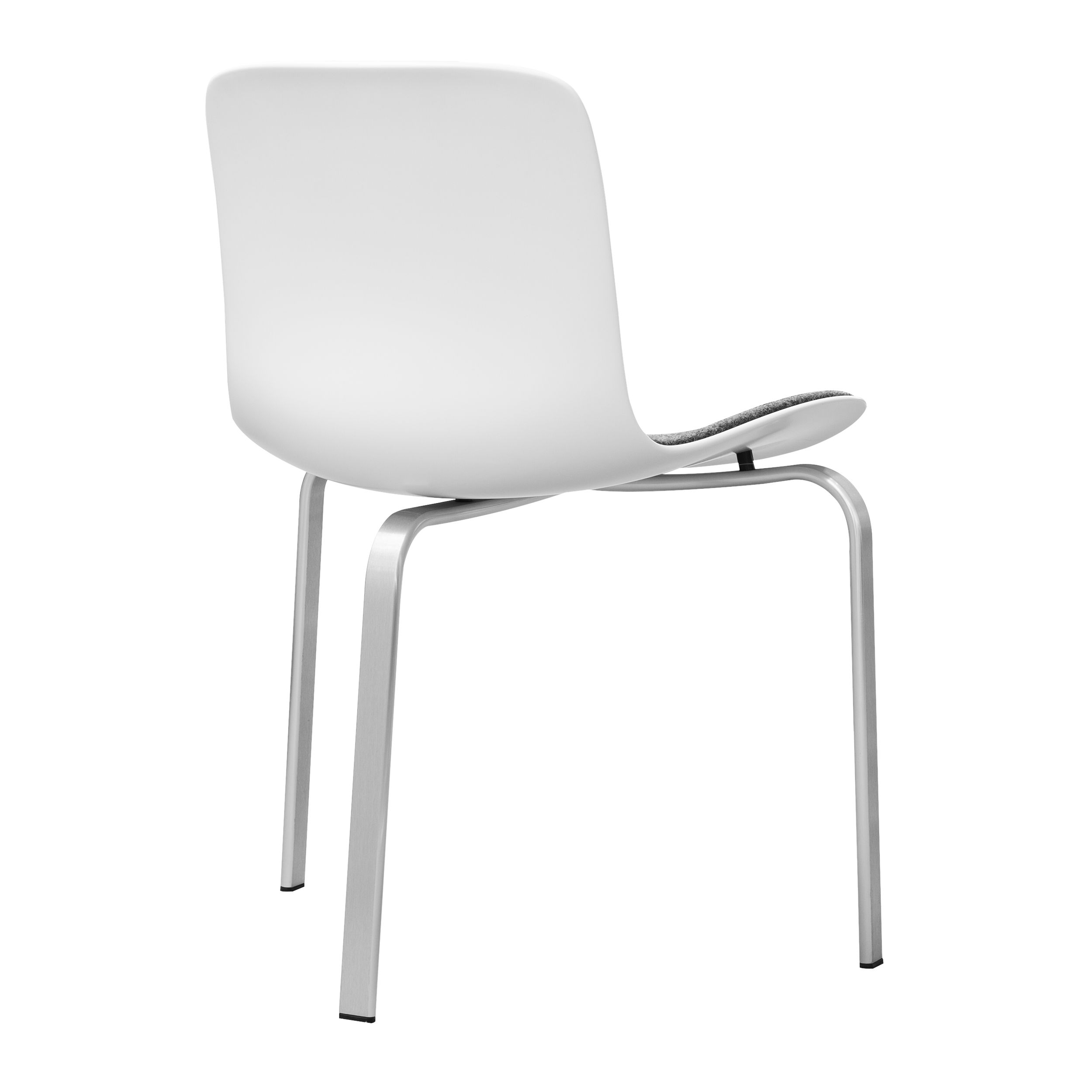 Ein dreibeiniger Stuhl, Modell PK8 von Fritz Hansen, in Ansicht von hinten vor einem weißen Hintergrund. Der Stuhl hat eine weiße Kunststoff-Sitzschale, gepolstert mit grau meliertem Wollfilz. Die drei Metallbeine sind matt gebürstet.
