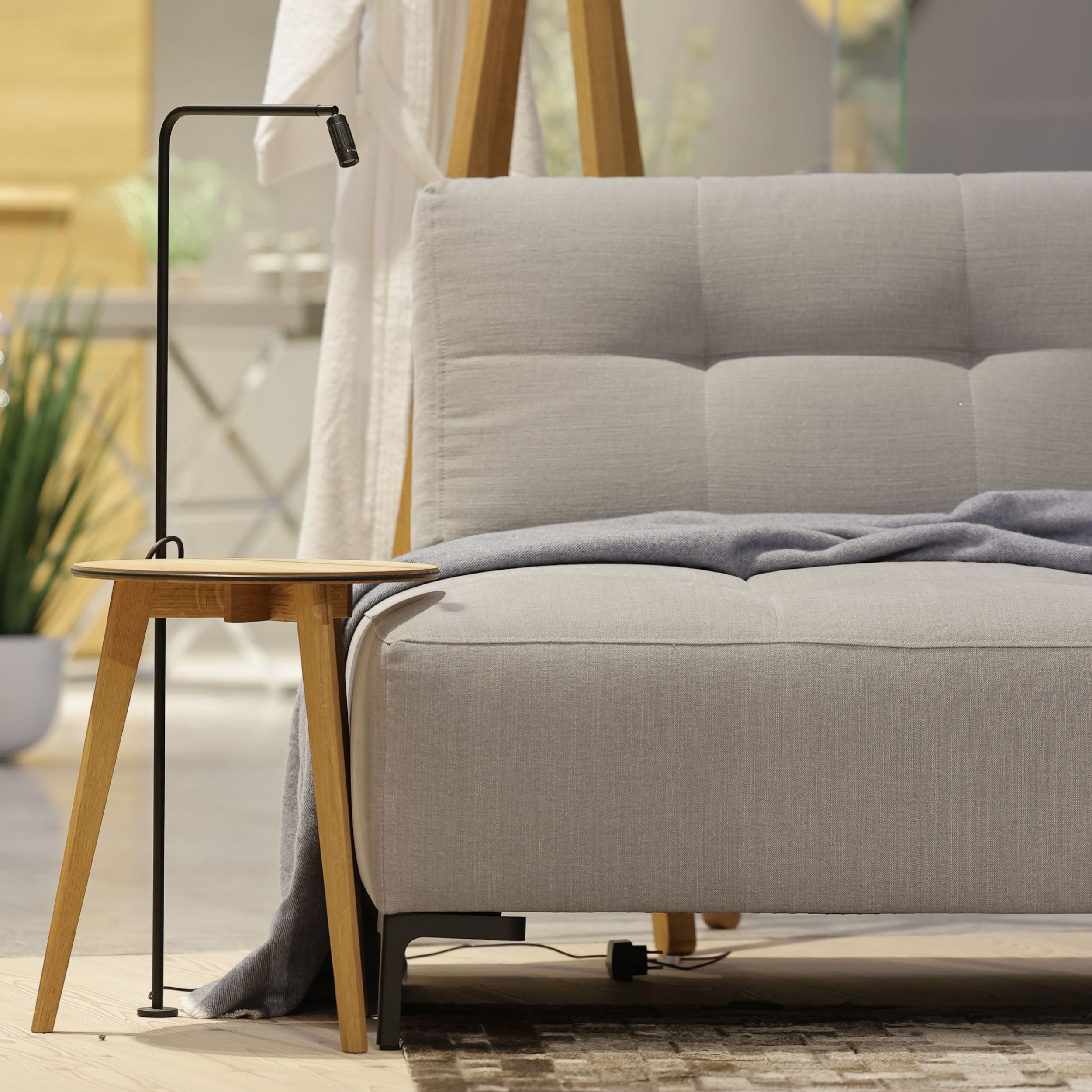 Boxspringbett Daybed Silence von Interval in grau als Detailbild