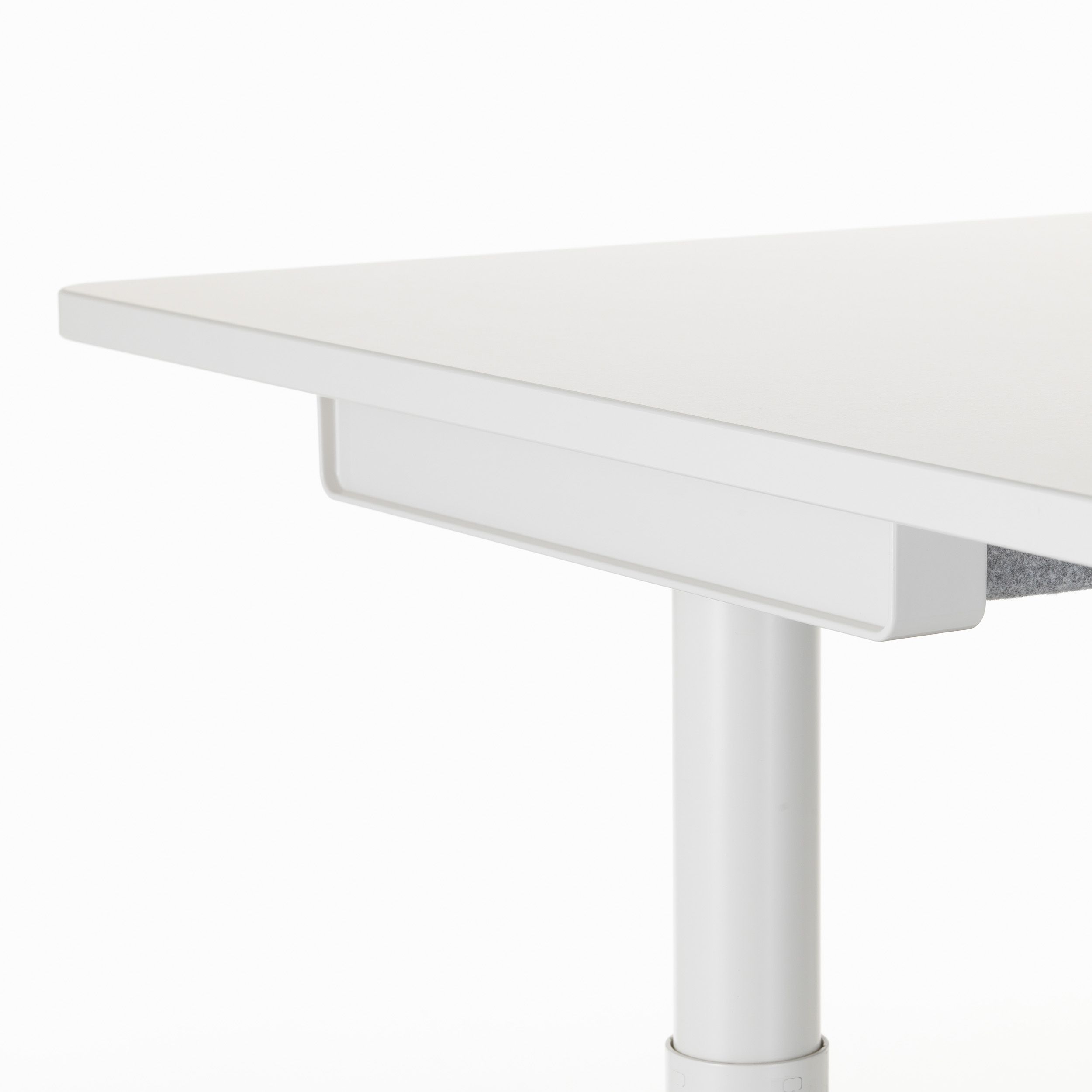 Schreibtisch Tyde 2 von Vitra in weiß als Detailbild.