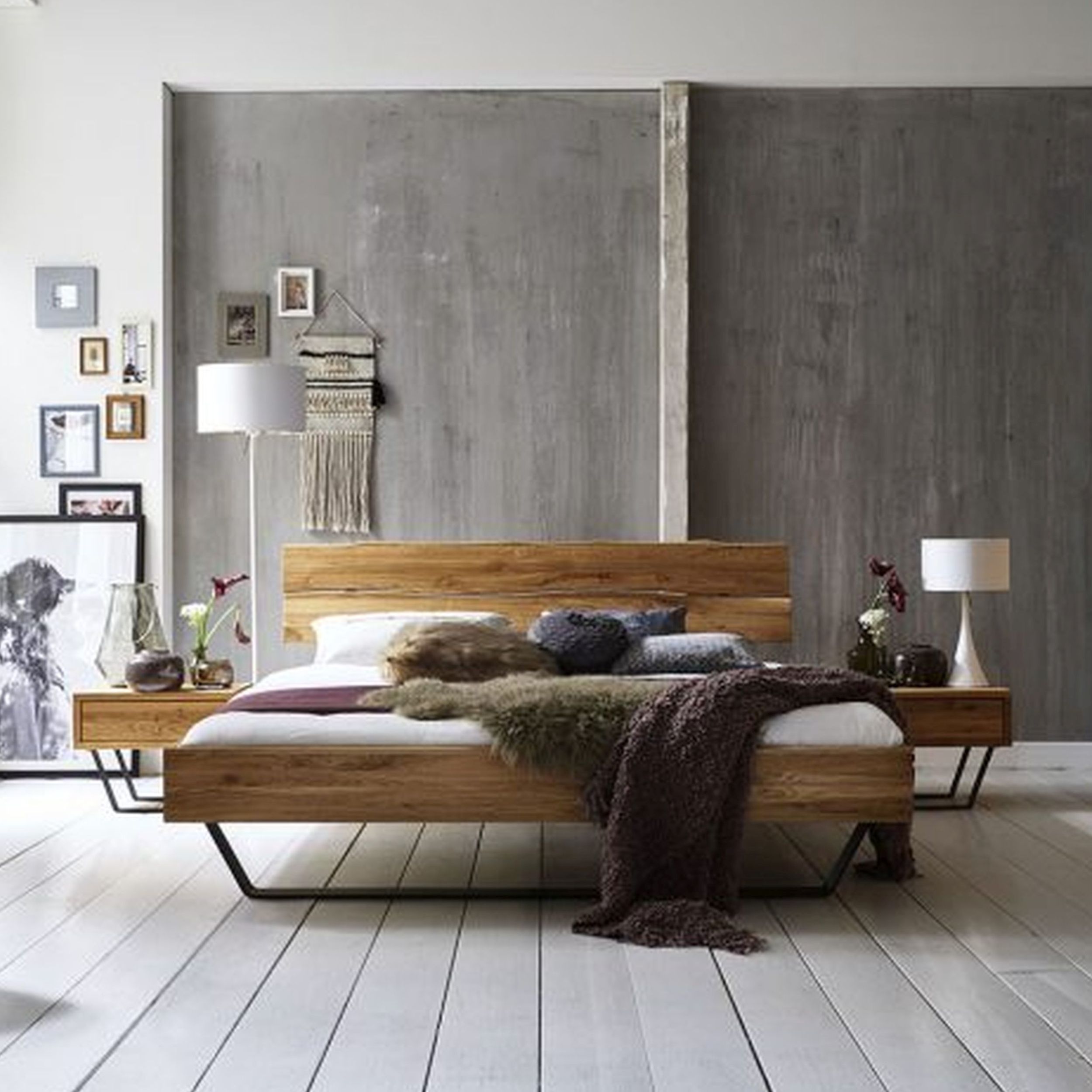 Nachttisch Modern Sleep braun Milieubild mit Bett