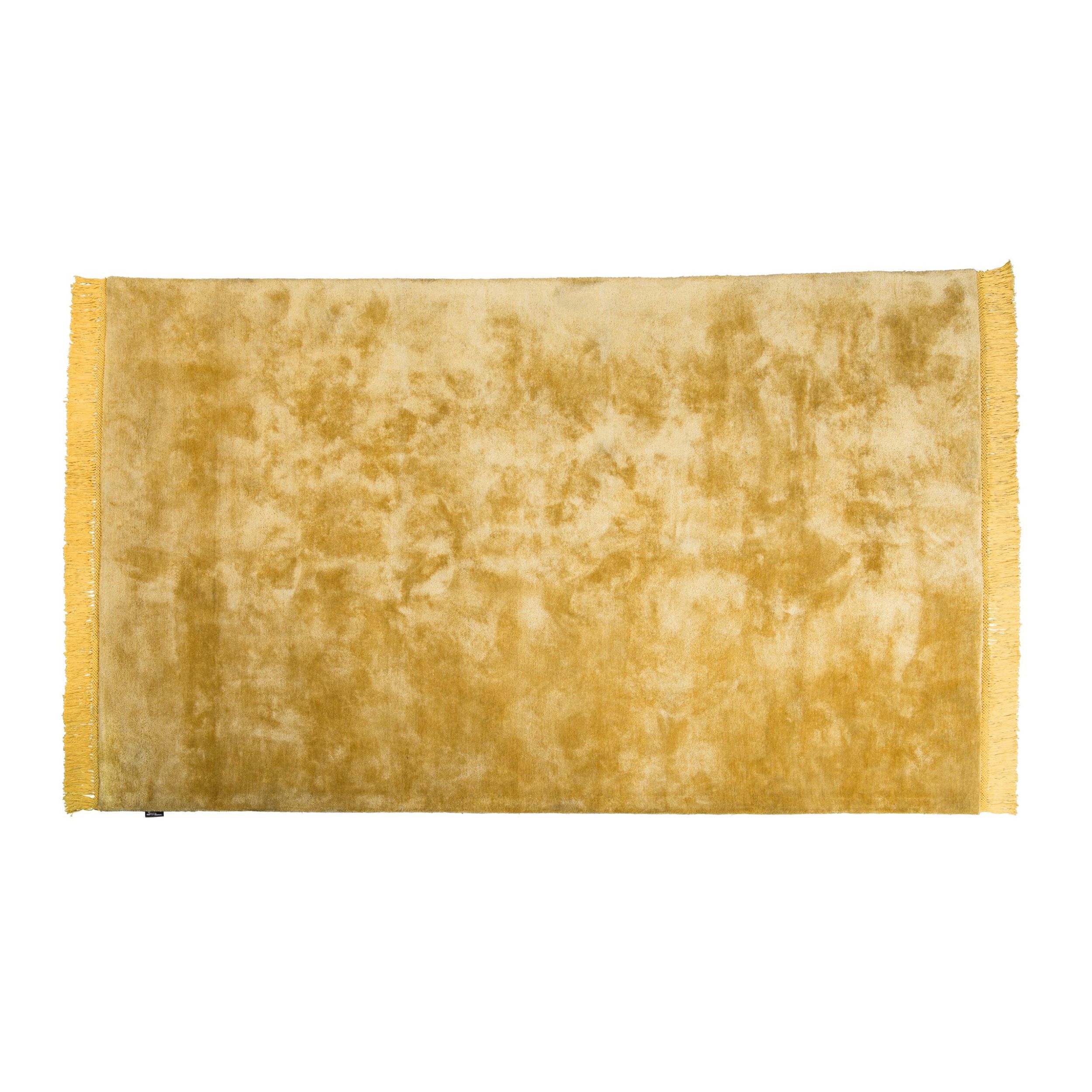 Teppich Viscose Solid von Bretz in gold als Freisteller