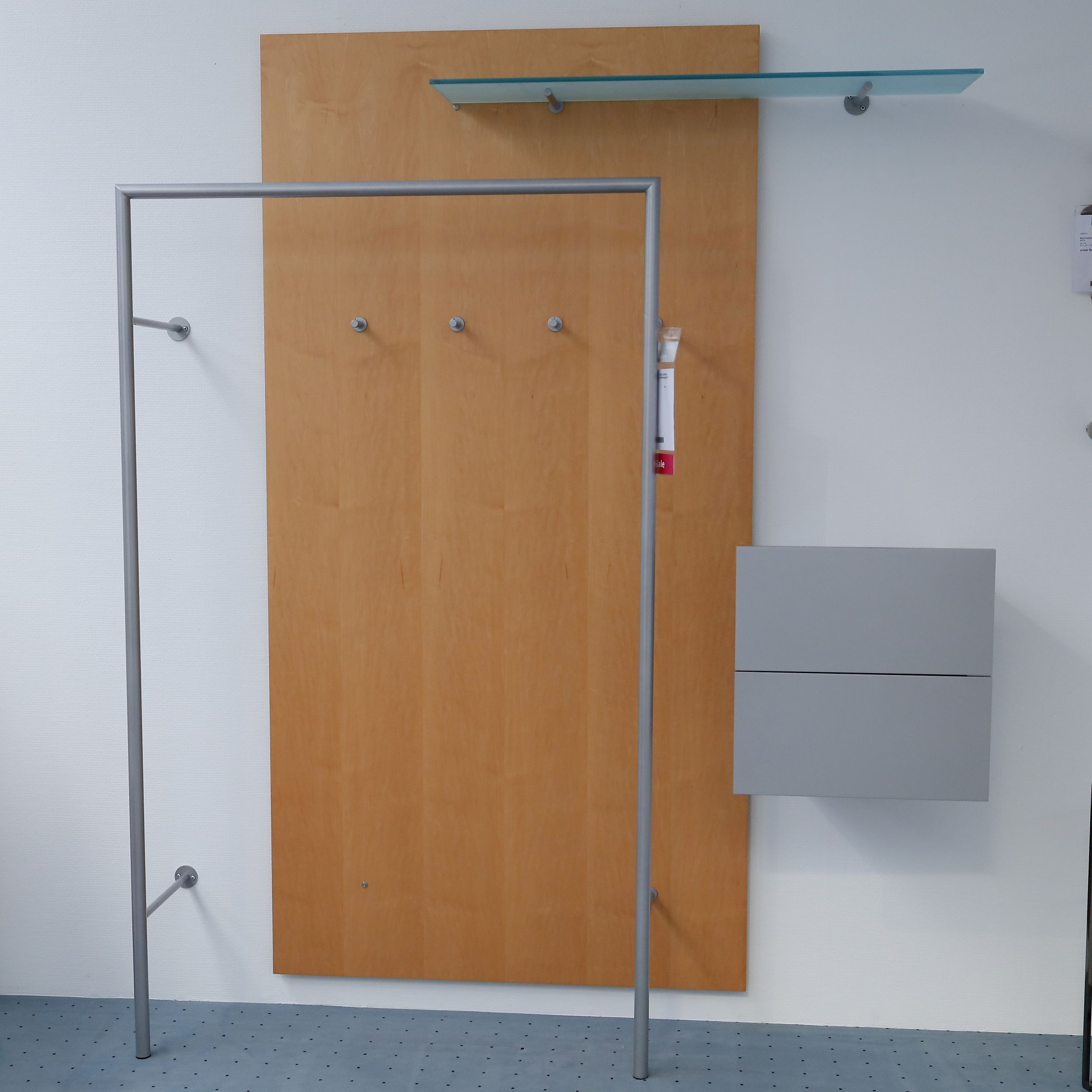 Garderobe Collage  Freisteller