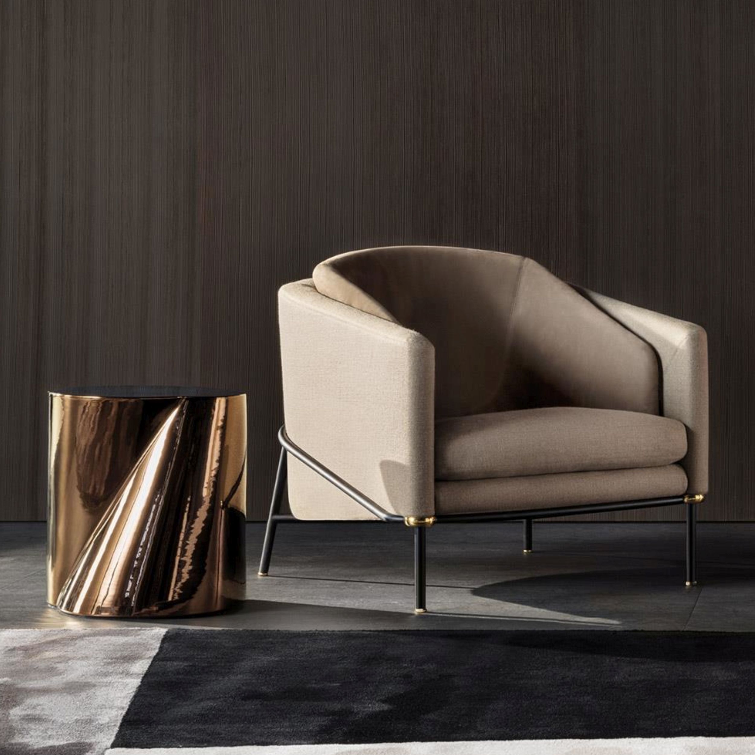 Beistelltisch Noor von Minotti in bronze, Milieubild.
