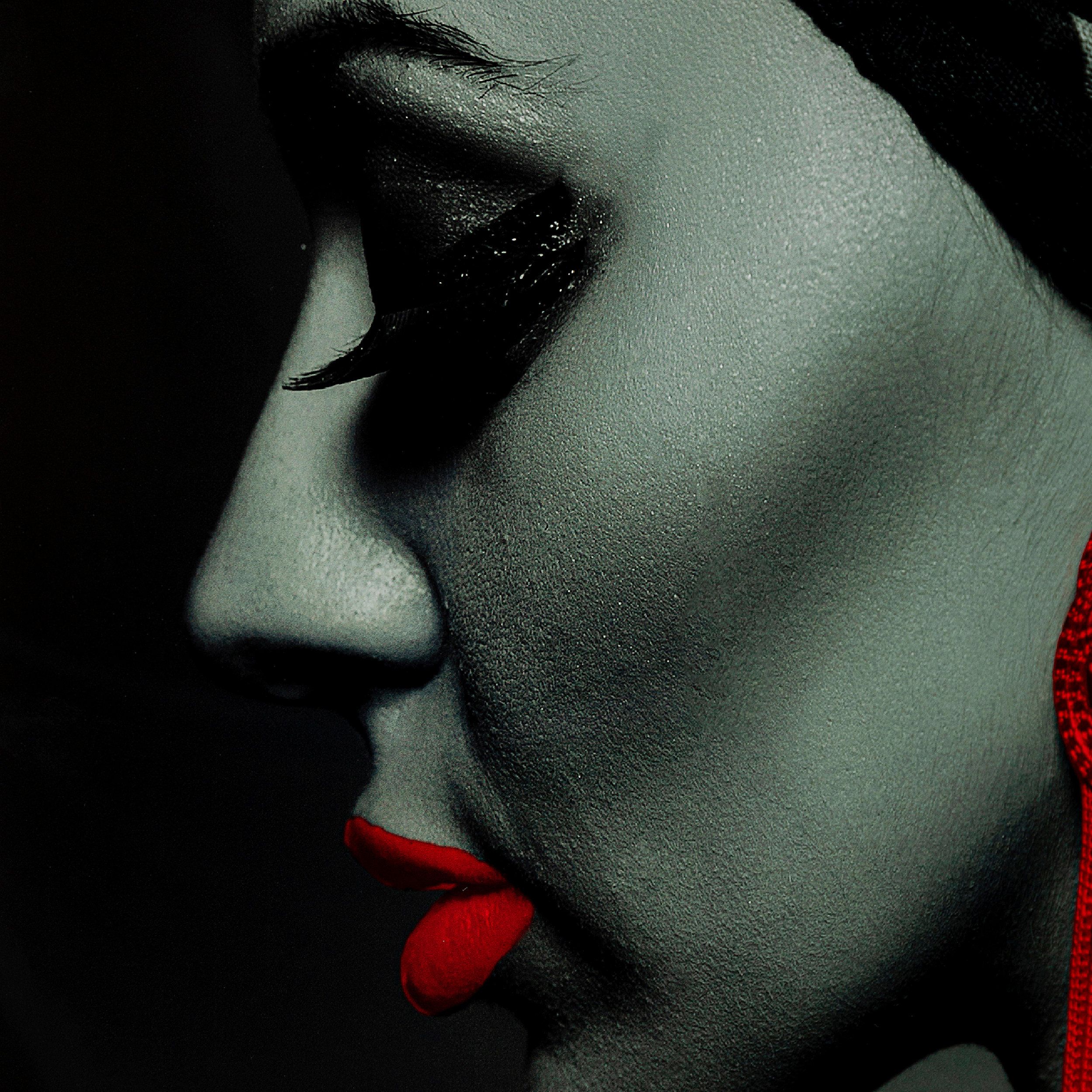 Glasbild Lady Red Earring