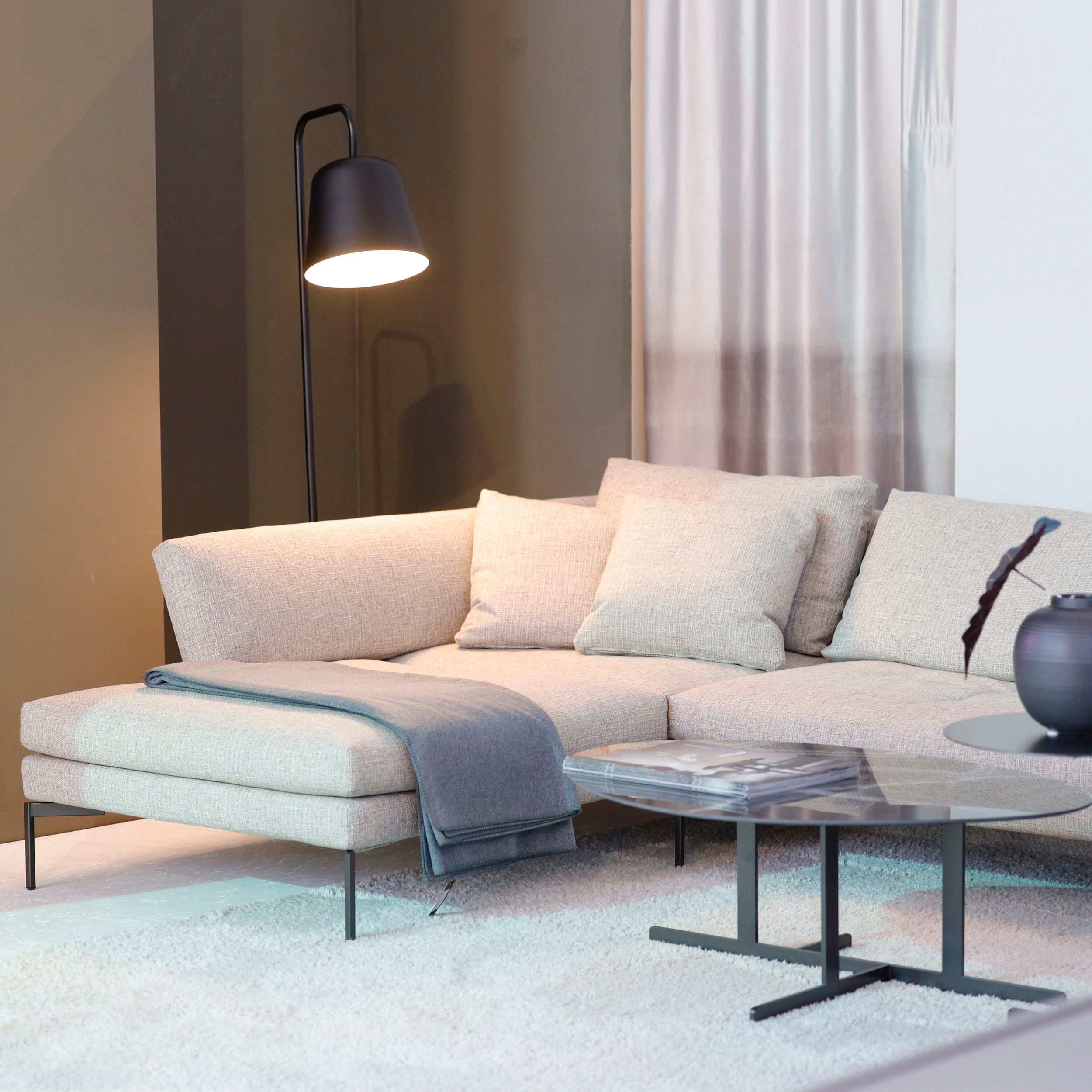 Sofa Aliante von Bonaldo als Detailbild Ottomane